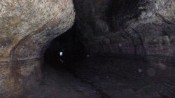 Ape Cave Shape, hiker glow